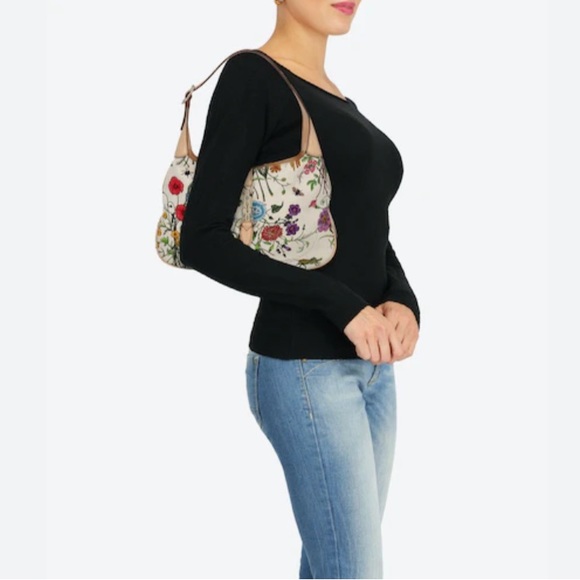 ๐ Gucci Jackie Floral Hobo bag ๐ - Picture 13 of 16